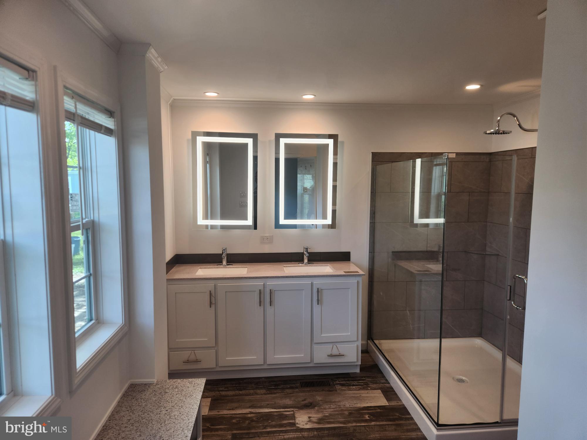 COLONIAL HERITAGE - Residential