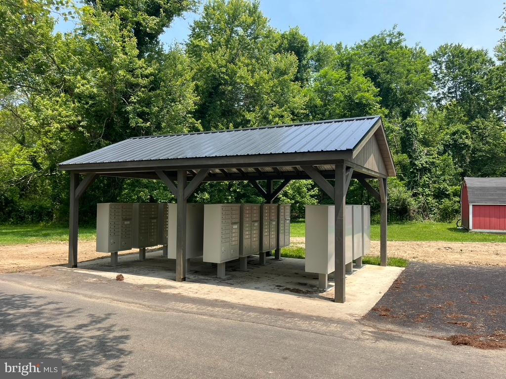 COLONIAL HERITAGE - Residential