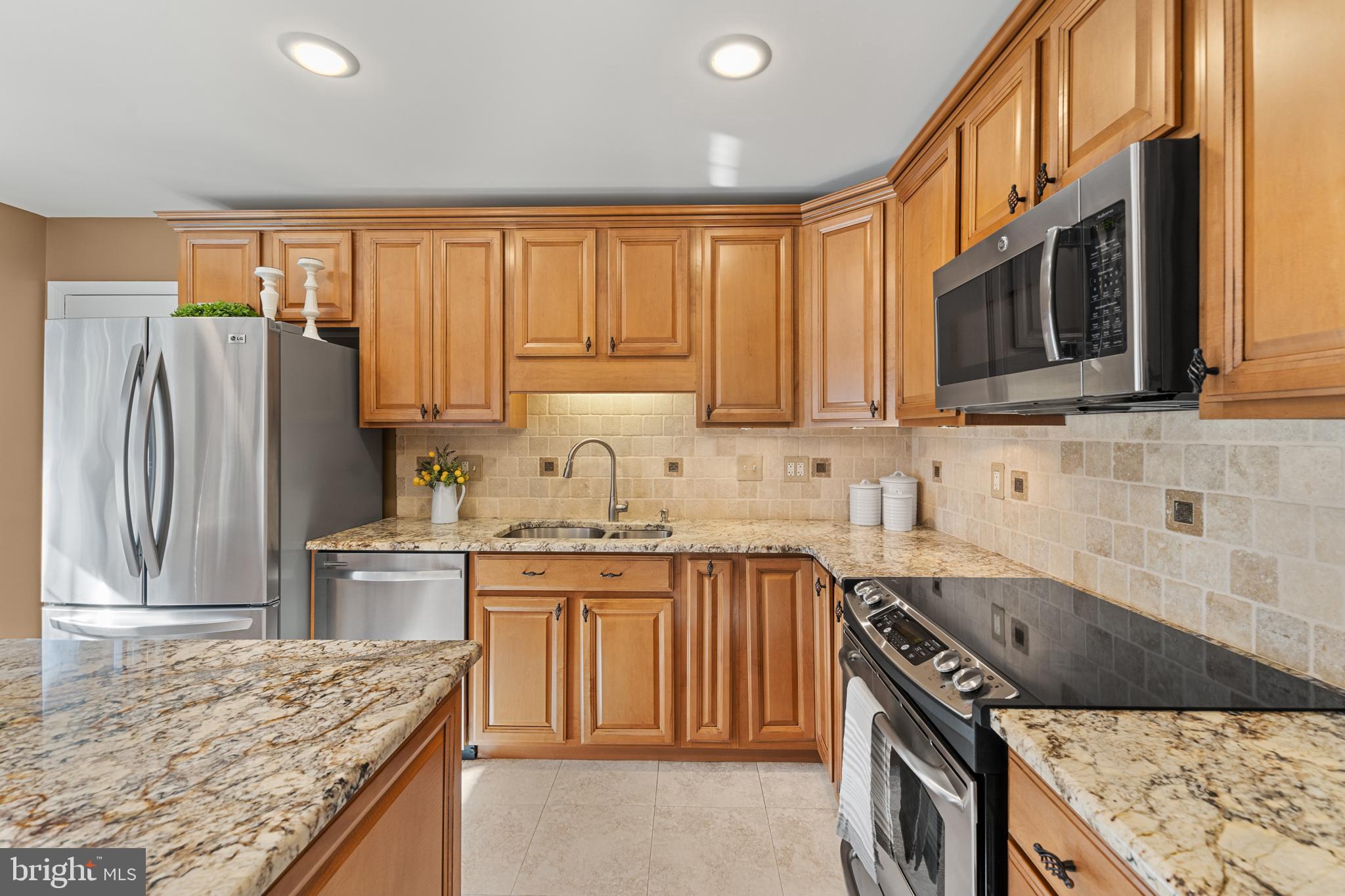 HERITAGE HARBOUR - Residential