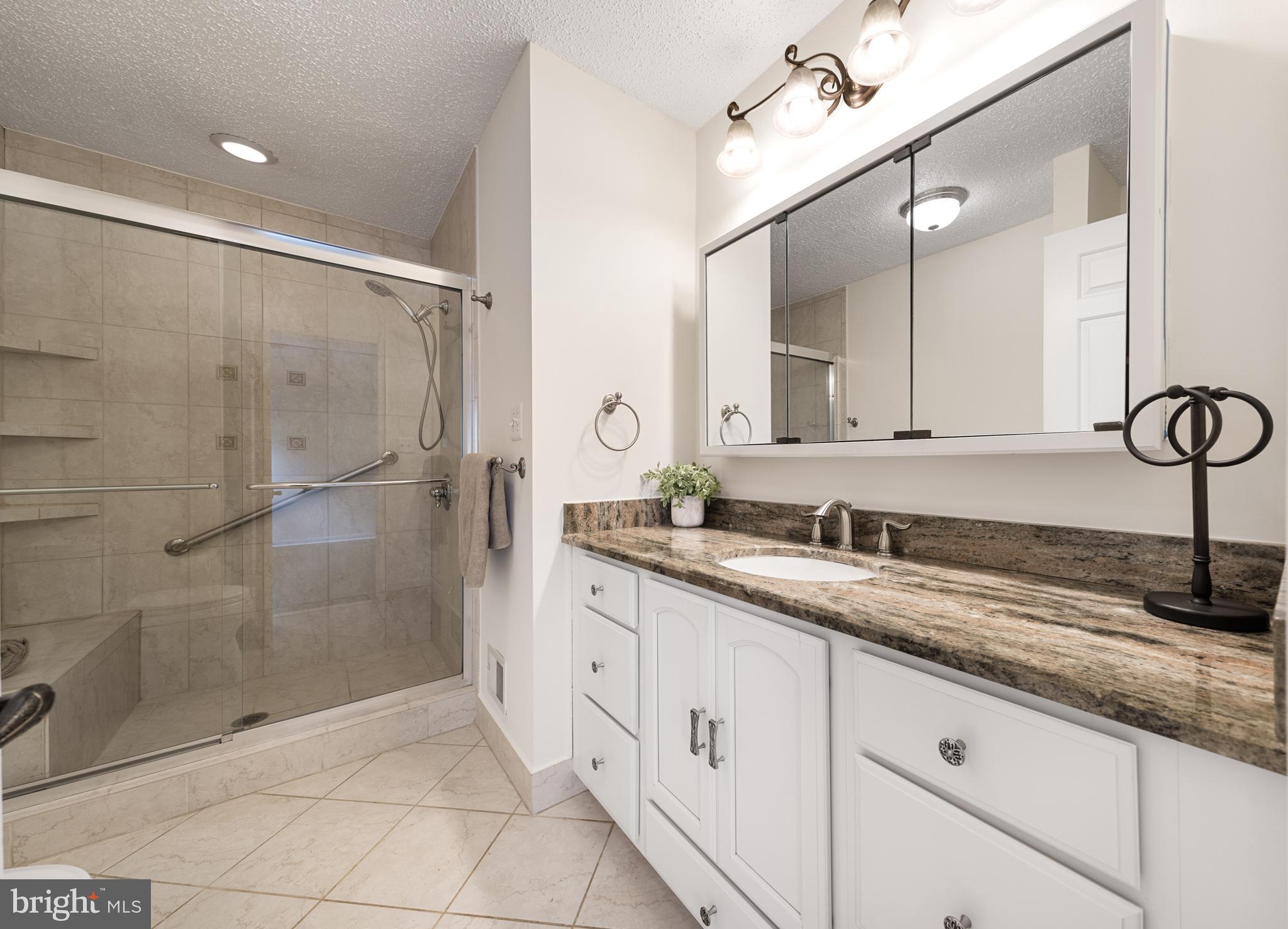 HERITAGE HARBOUR - Residential