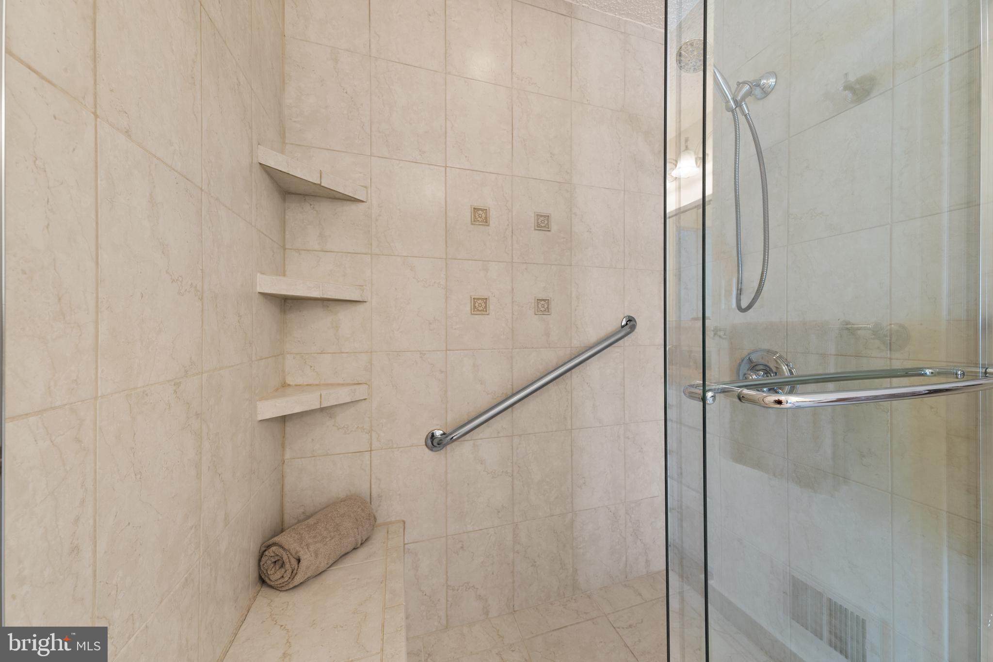 HERITAGE HARBOUR - Residential