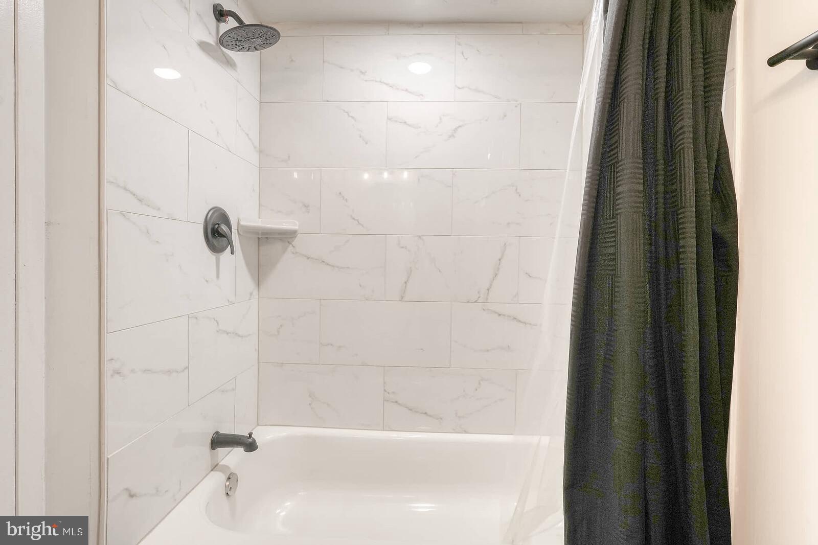 PAVILION ON THE PARK - Residential