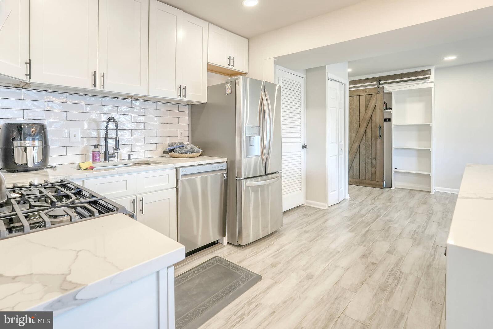 PAVILION ON THE PARK - Residential