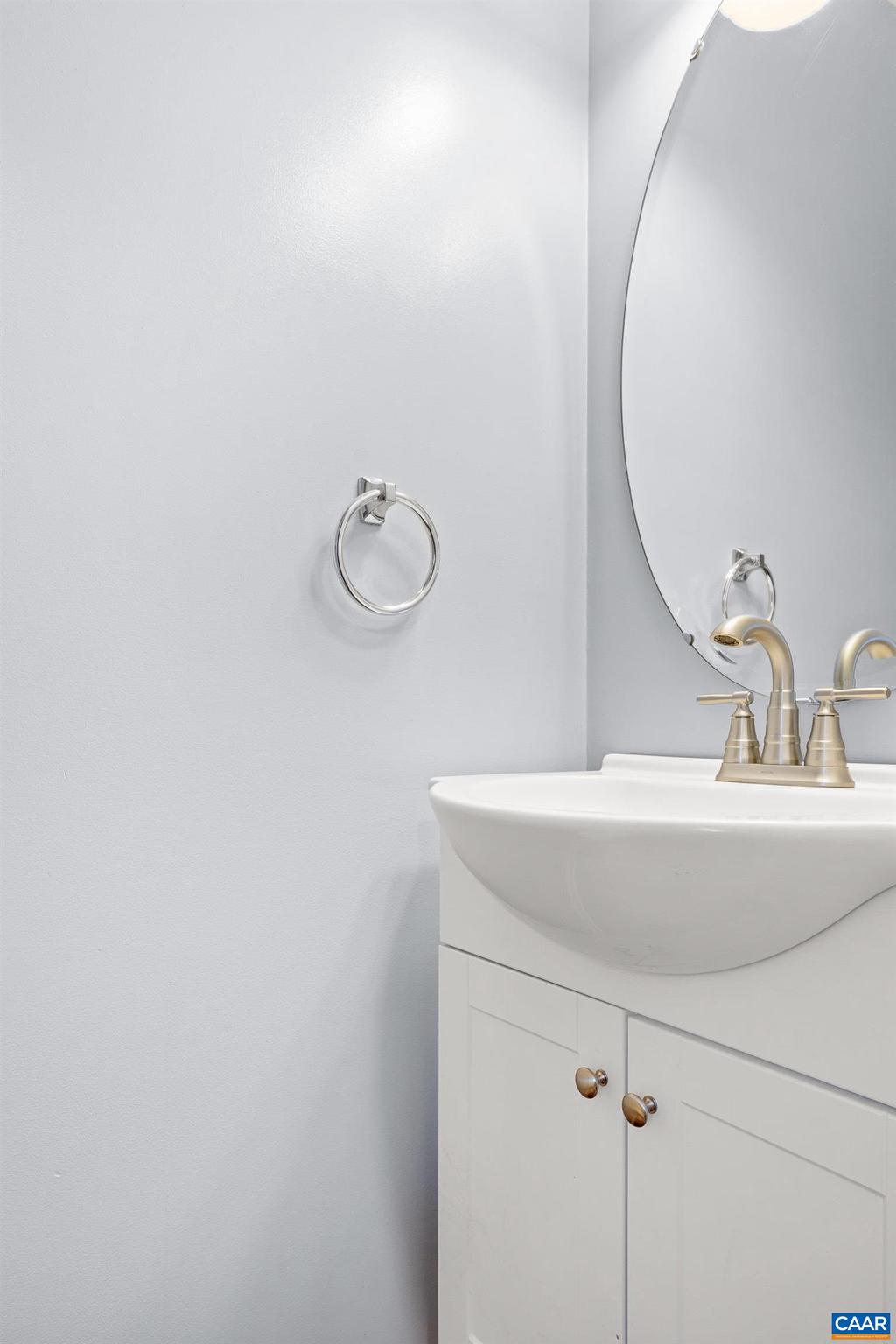 LAKE MONTICELLO - Residential