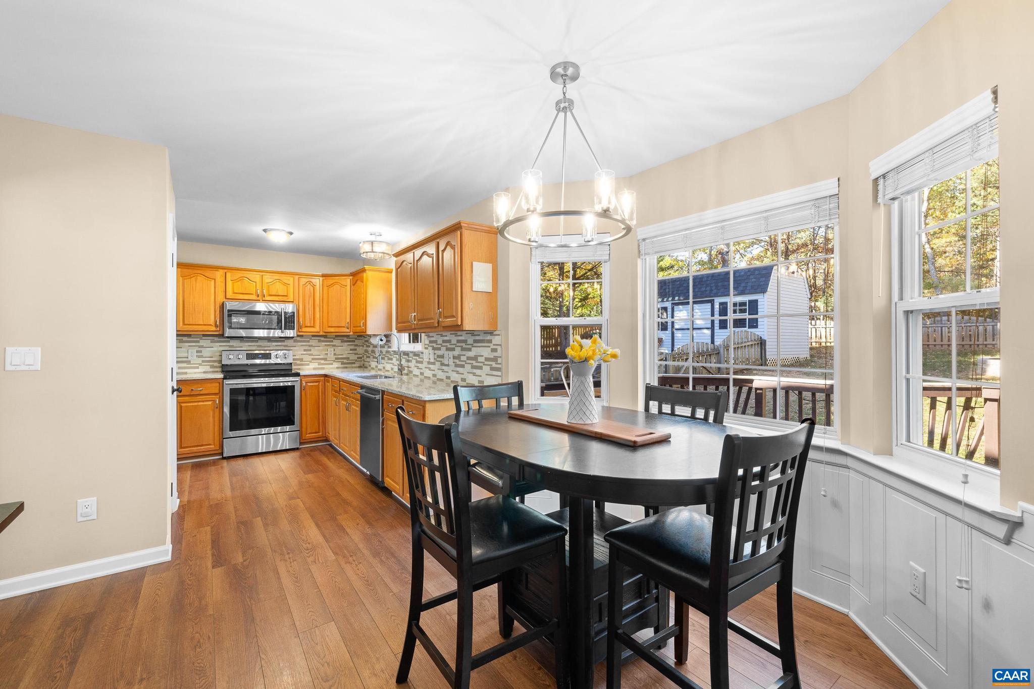 LAKE MONTICELLO - Residential