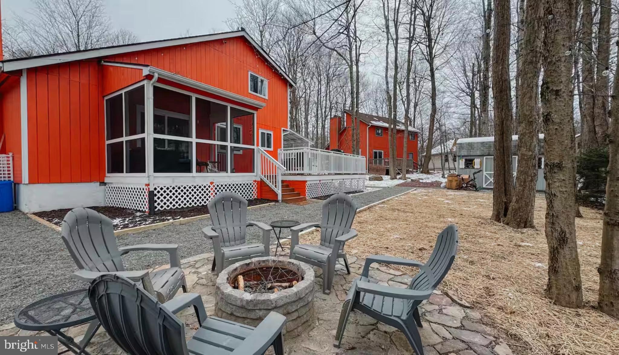 POCONO COUNTRY PLACE - Residential