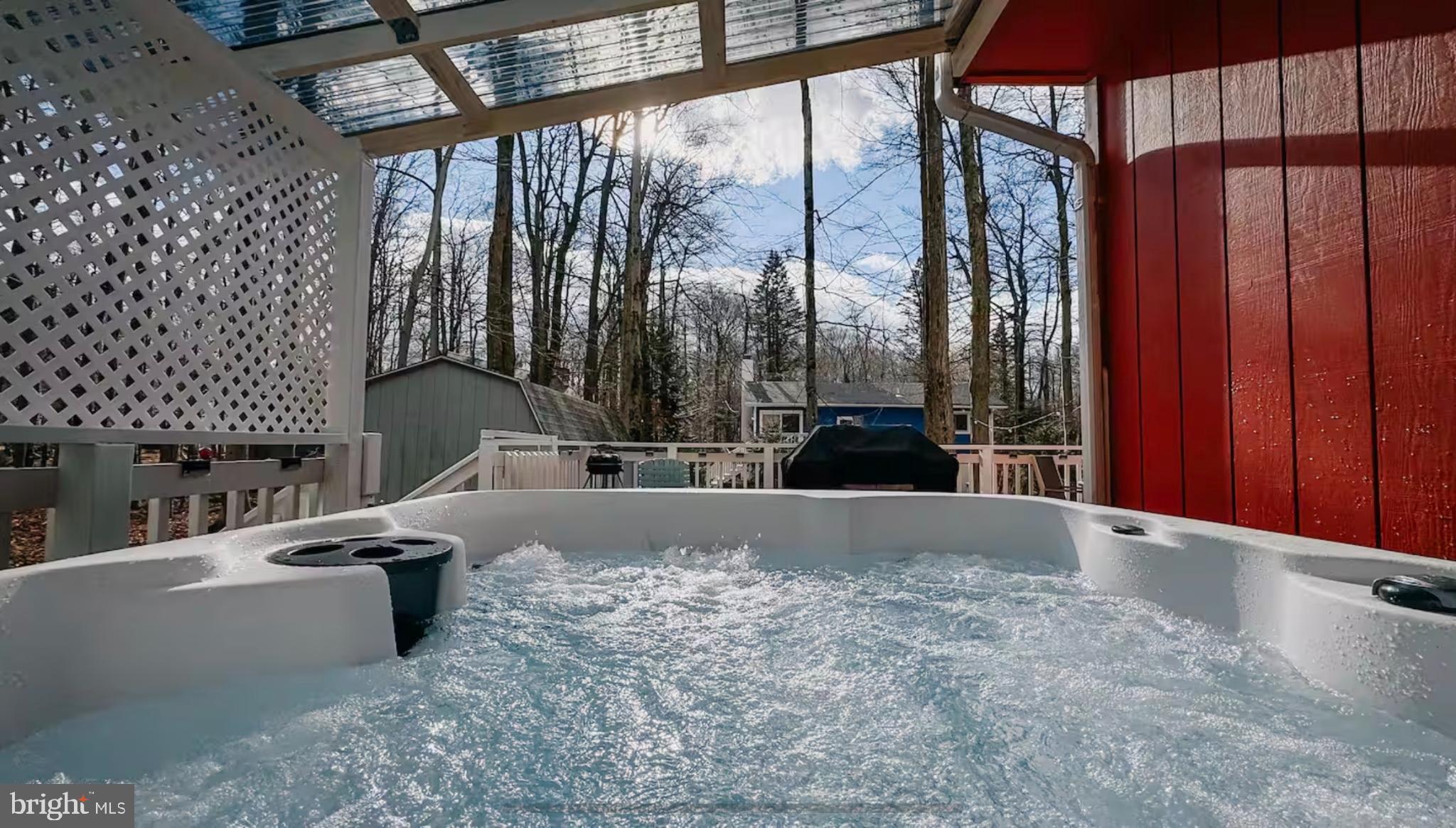 POCONO COUNTRY PLACE - Residential