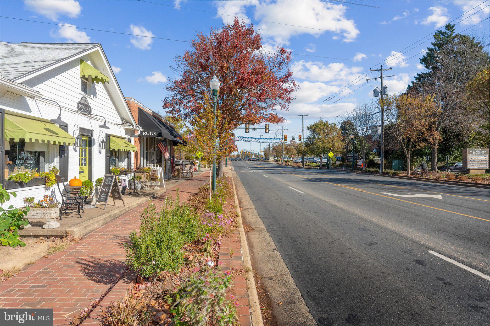 VIENNA VILLAGER CONDO - Residential