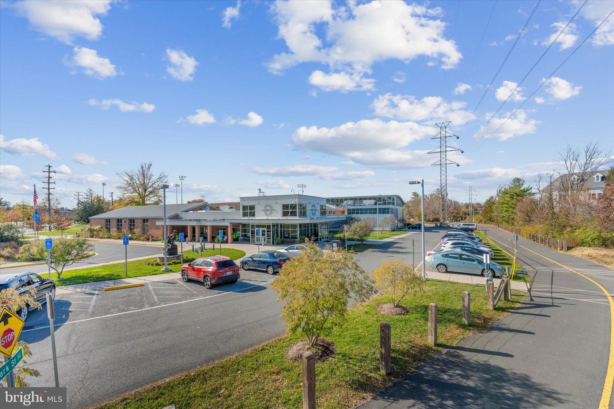 VIENNA VILLAGER CONDO - Residential