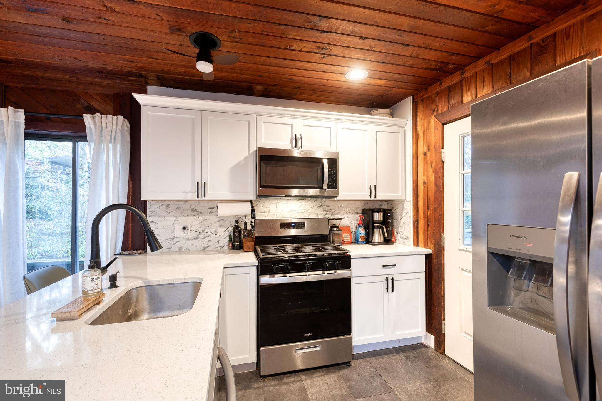 PARKVILLE - Residential