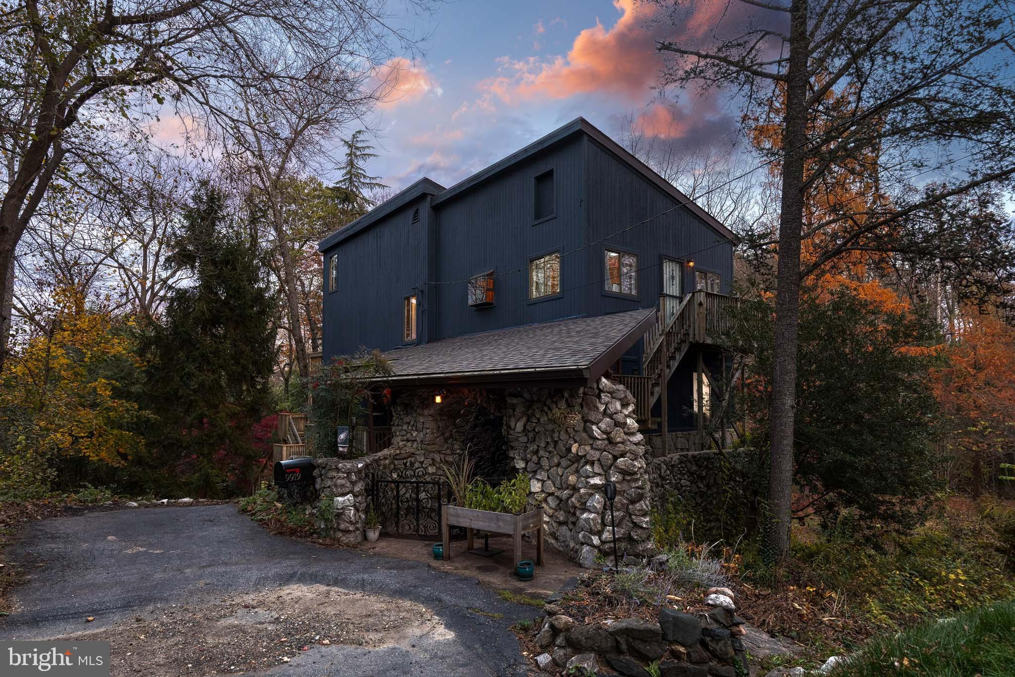 PARKVILLE - Residential