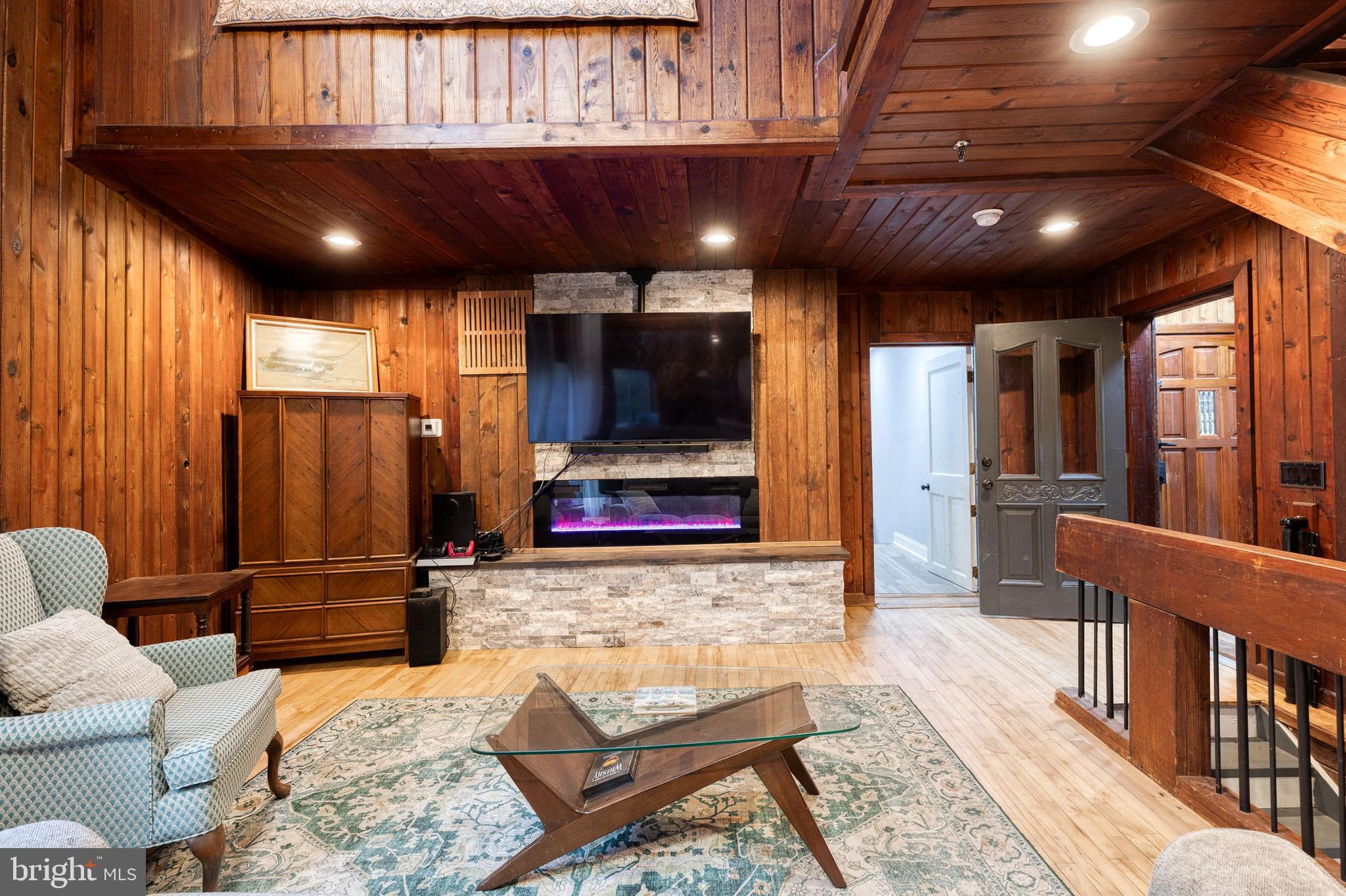 PARKVILLE - Residential