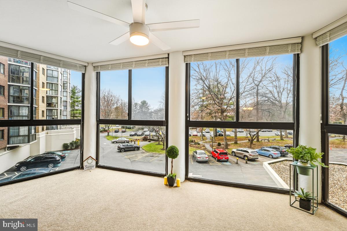 GREENS AT LEISURE WORLD - Residential