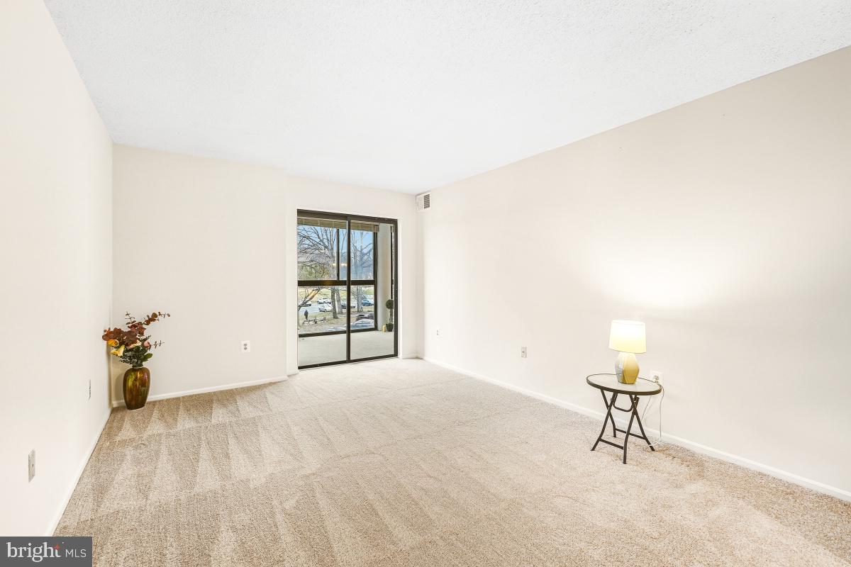 GREENS AT LEISURE WORLD - Residential