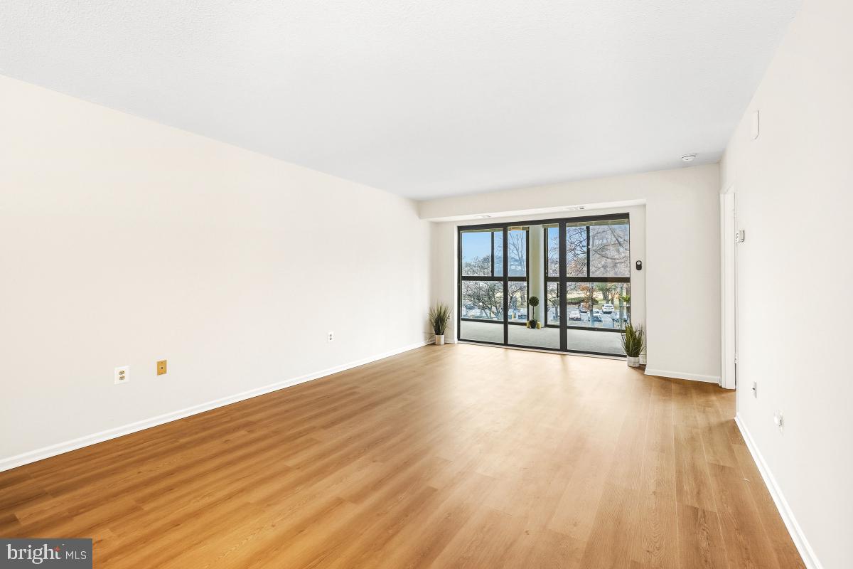 GREENS AT LEISURE WORLD - Residential