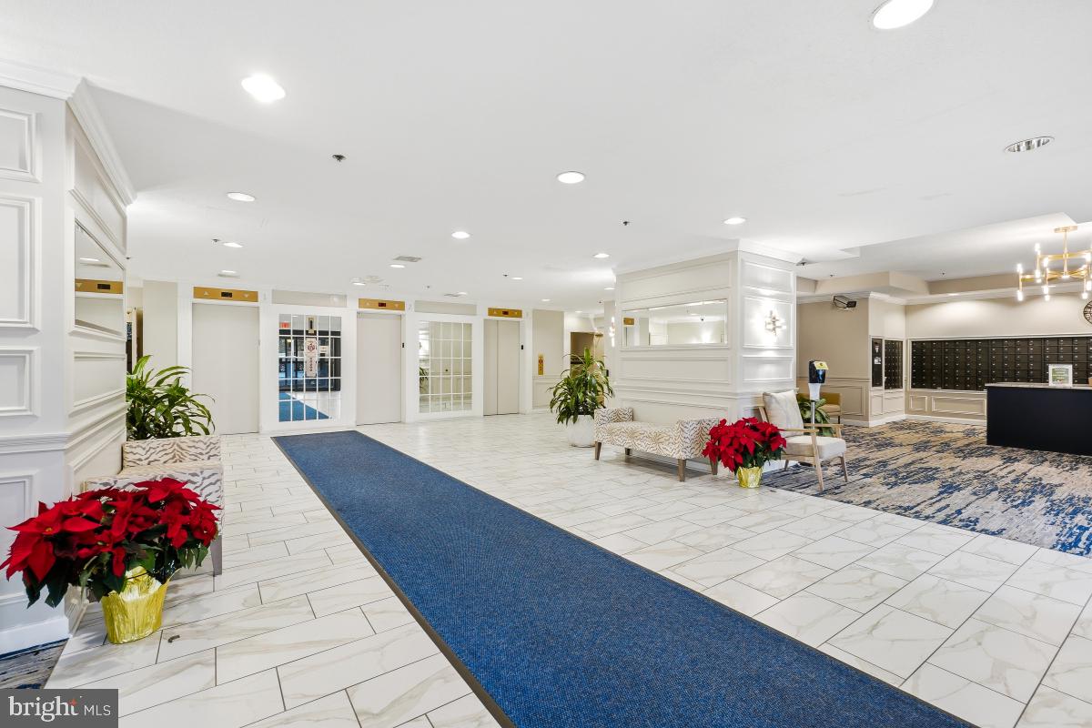 GREENS AT LEISURE WORLD - Residential