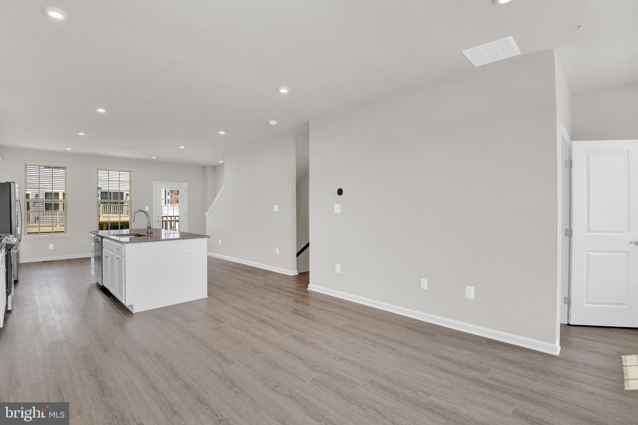 PARKSIDE - Residential