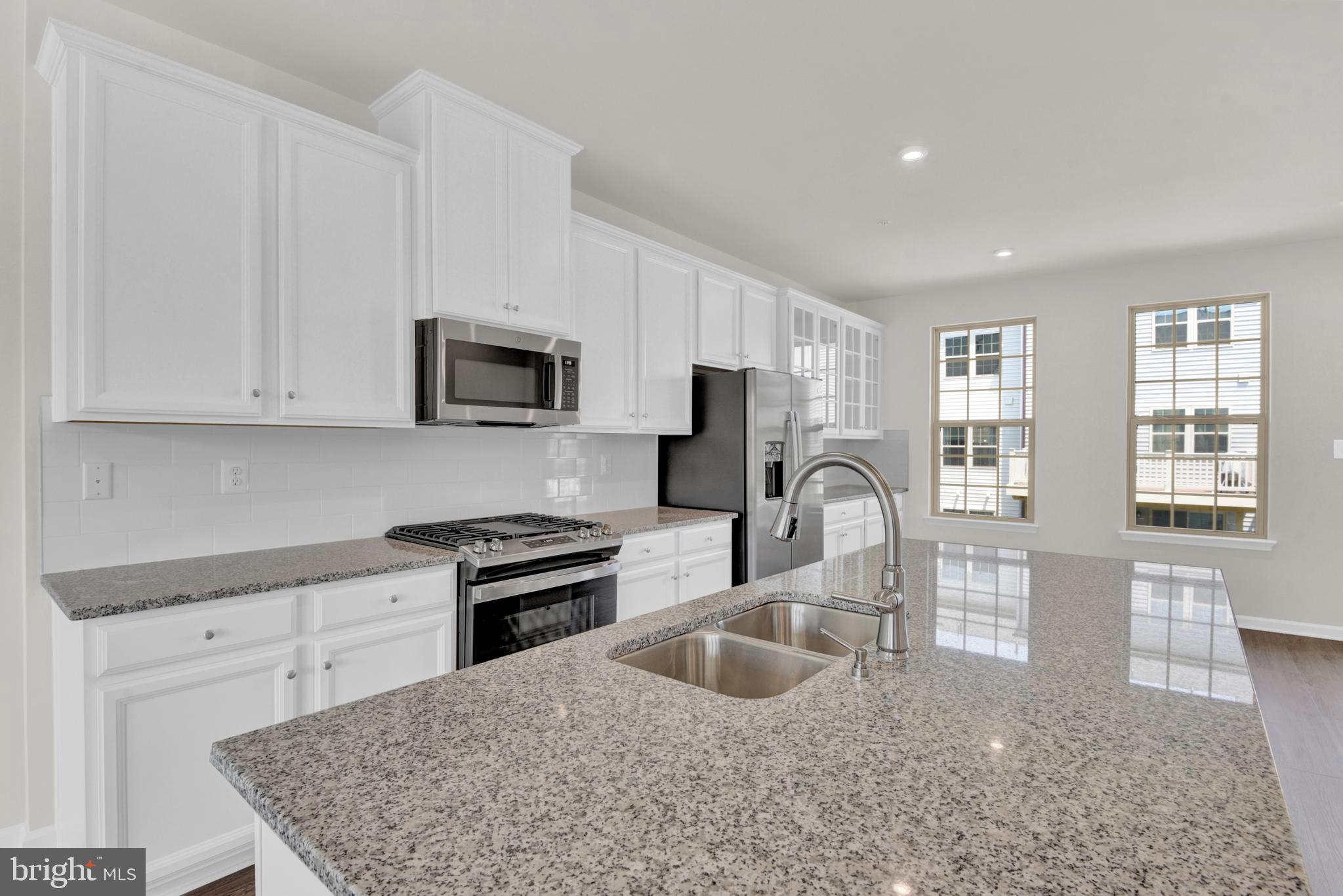 PARKSIDE - Residential