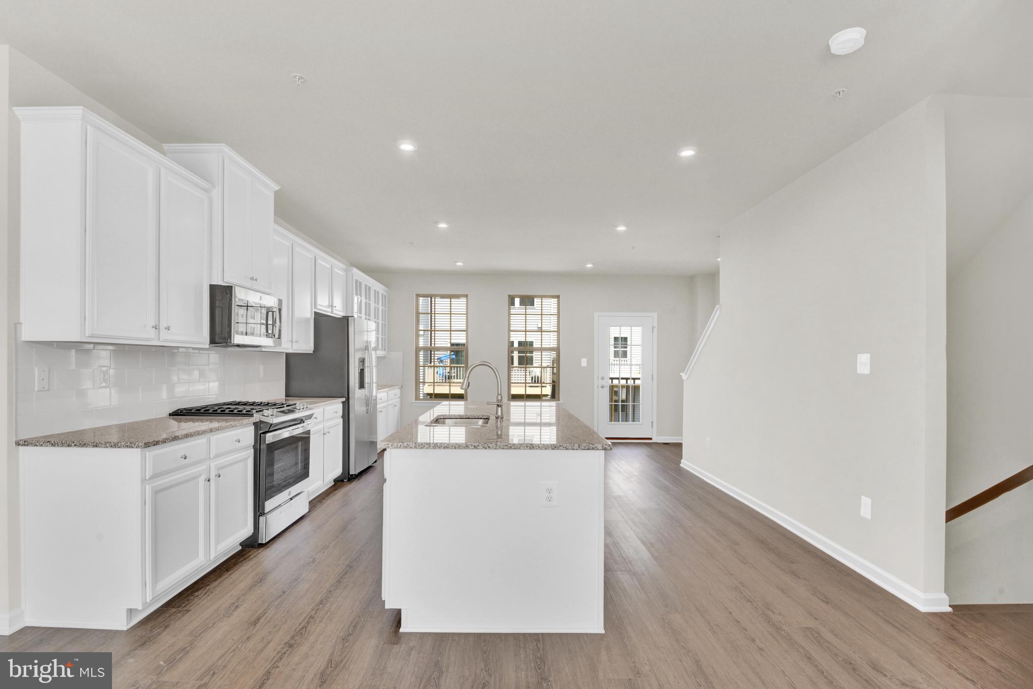 PARKSIDE - Residential