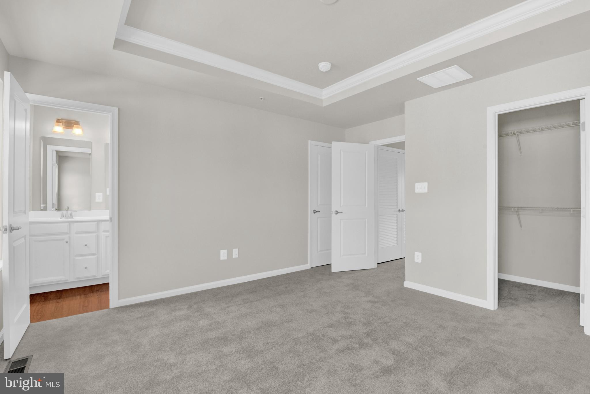 PARKSIDE - Residential