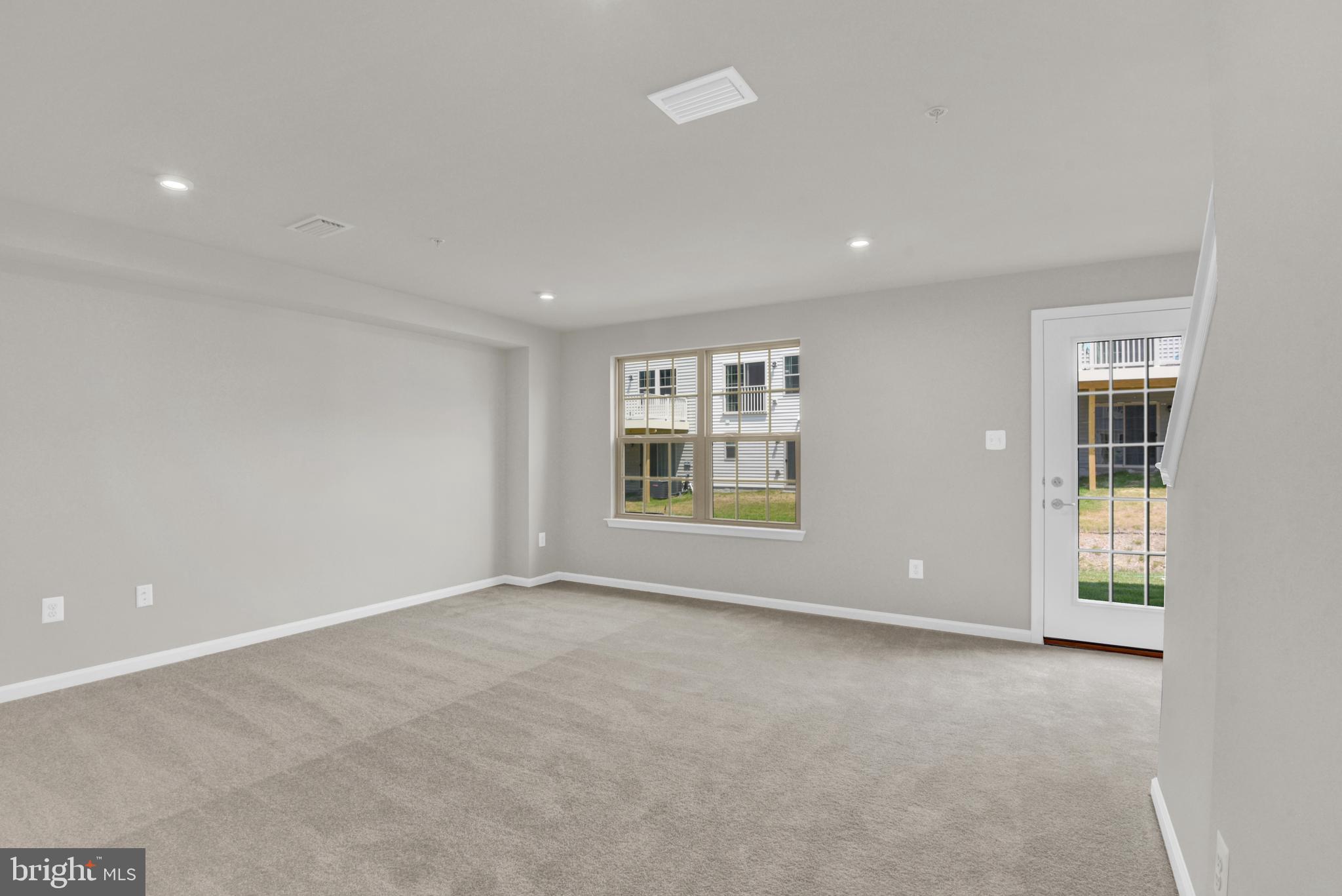 PARKSIDE - Residential