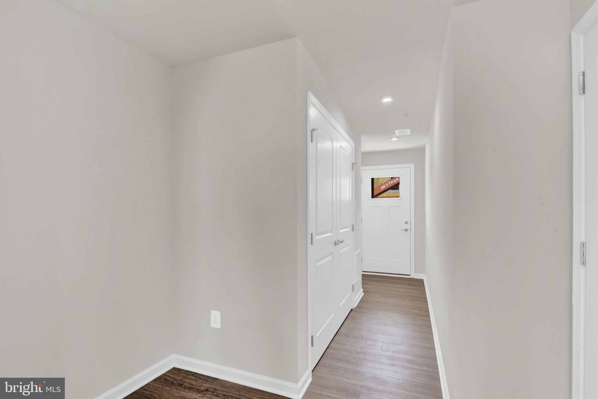 PARKSIDE - Residential