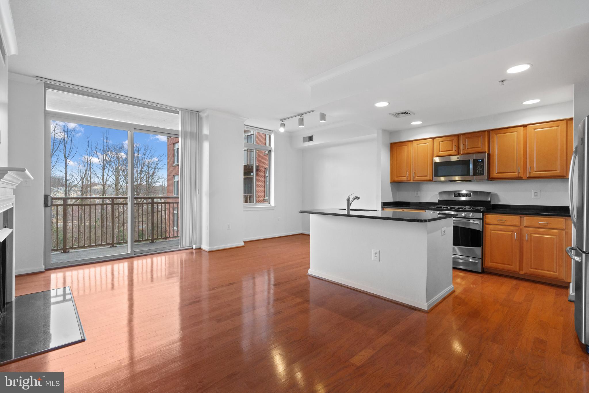 4480 MARKET COMMONS DRIVE 505