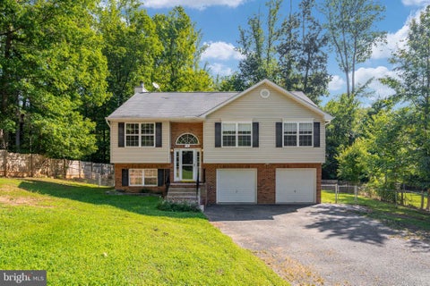 Homes For Rent - 3 Crestview Drive<br/> STAFFORD, VA 22556