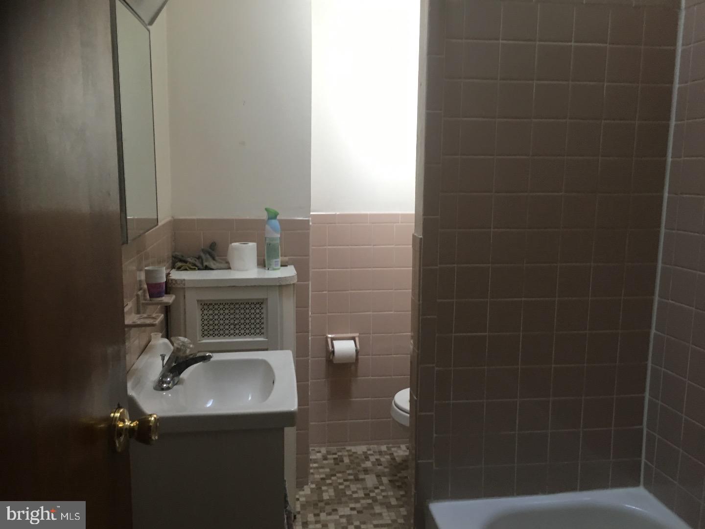 COBBS CREEK - Residential