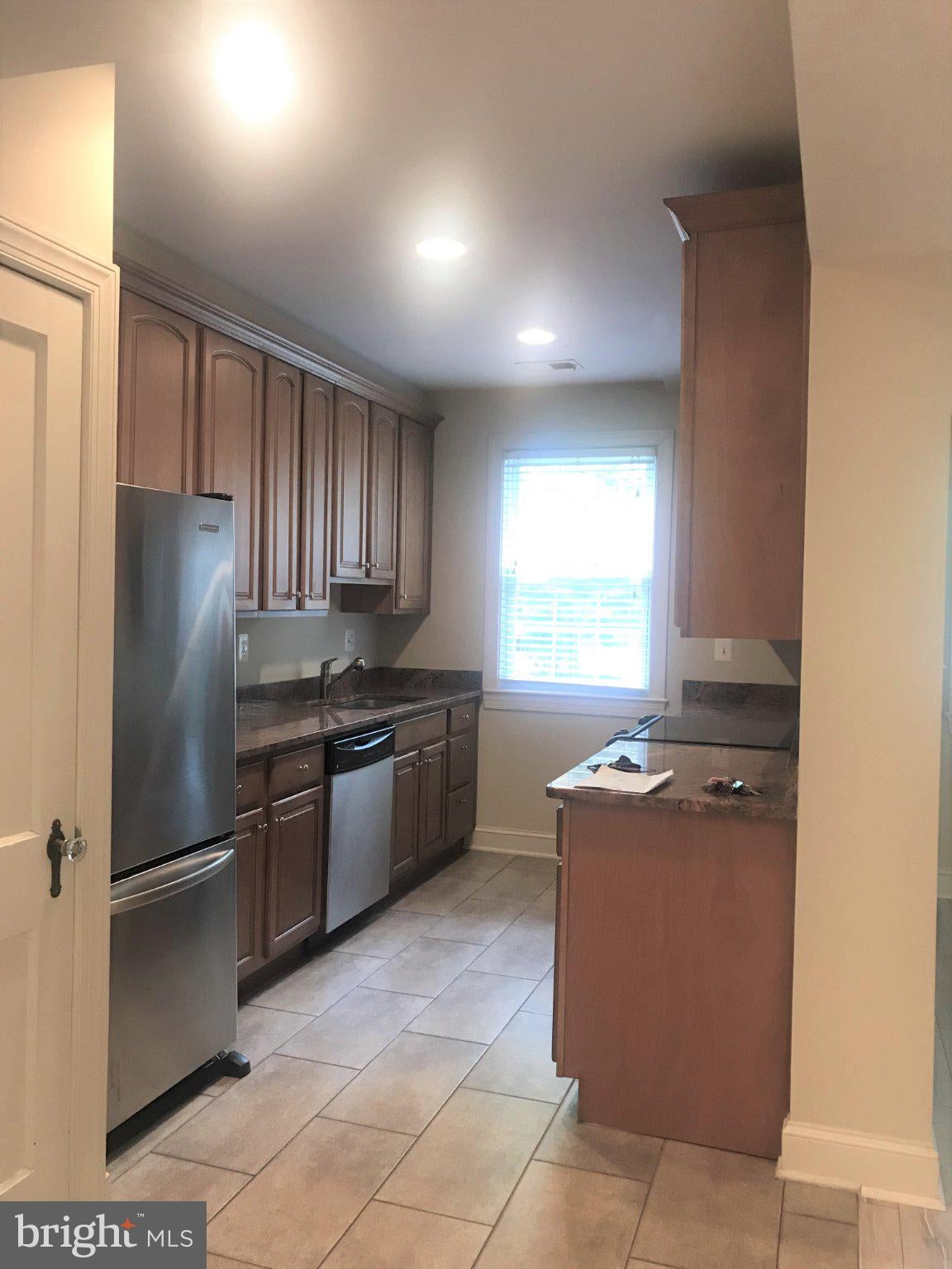 401 COMMONWEALTH AVENUE 10B
