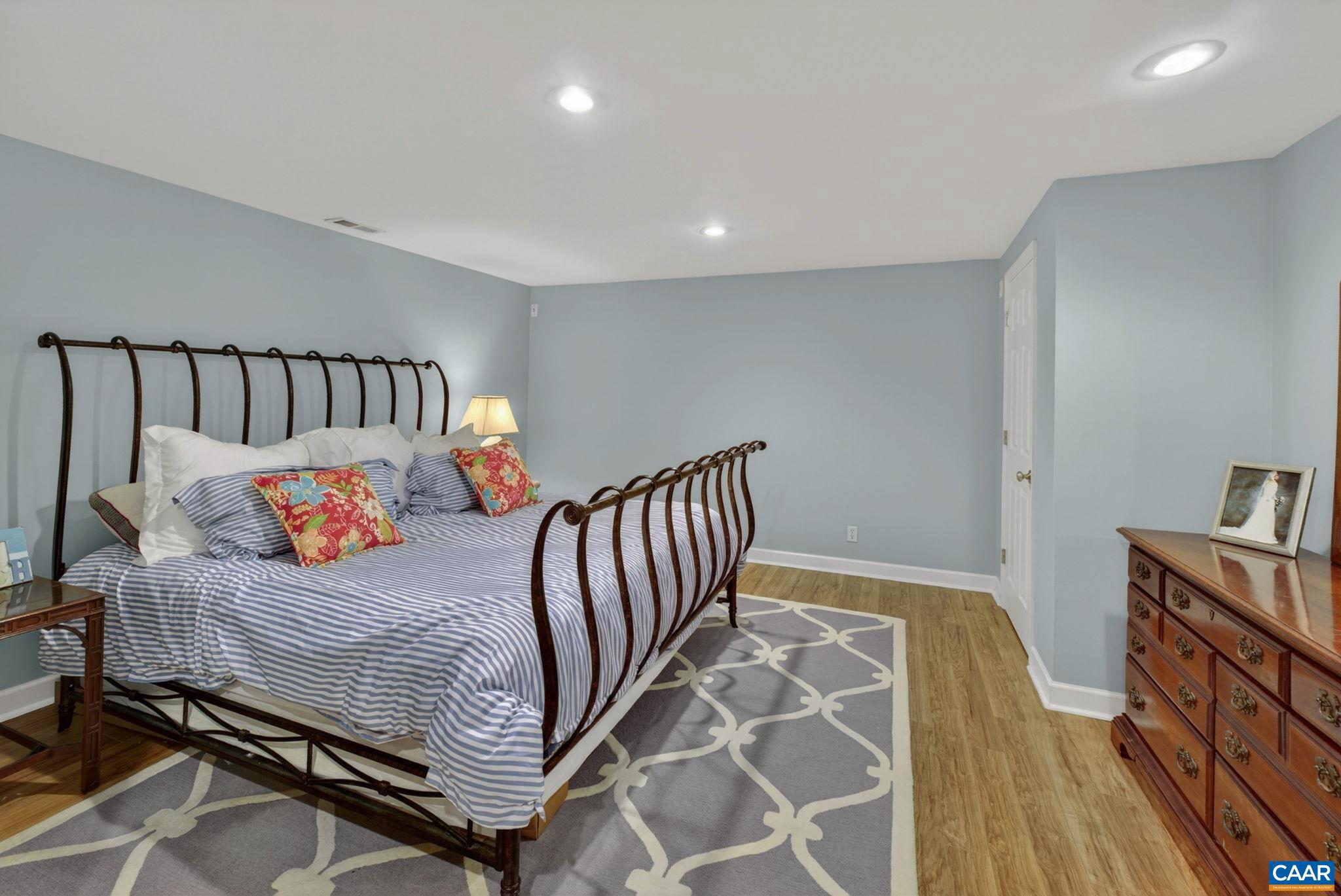 TAYLOR RIDGE ESTATES - Residential