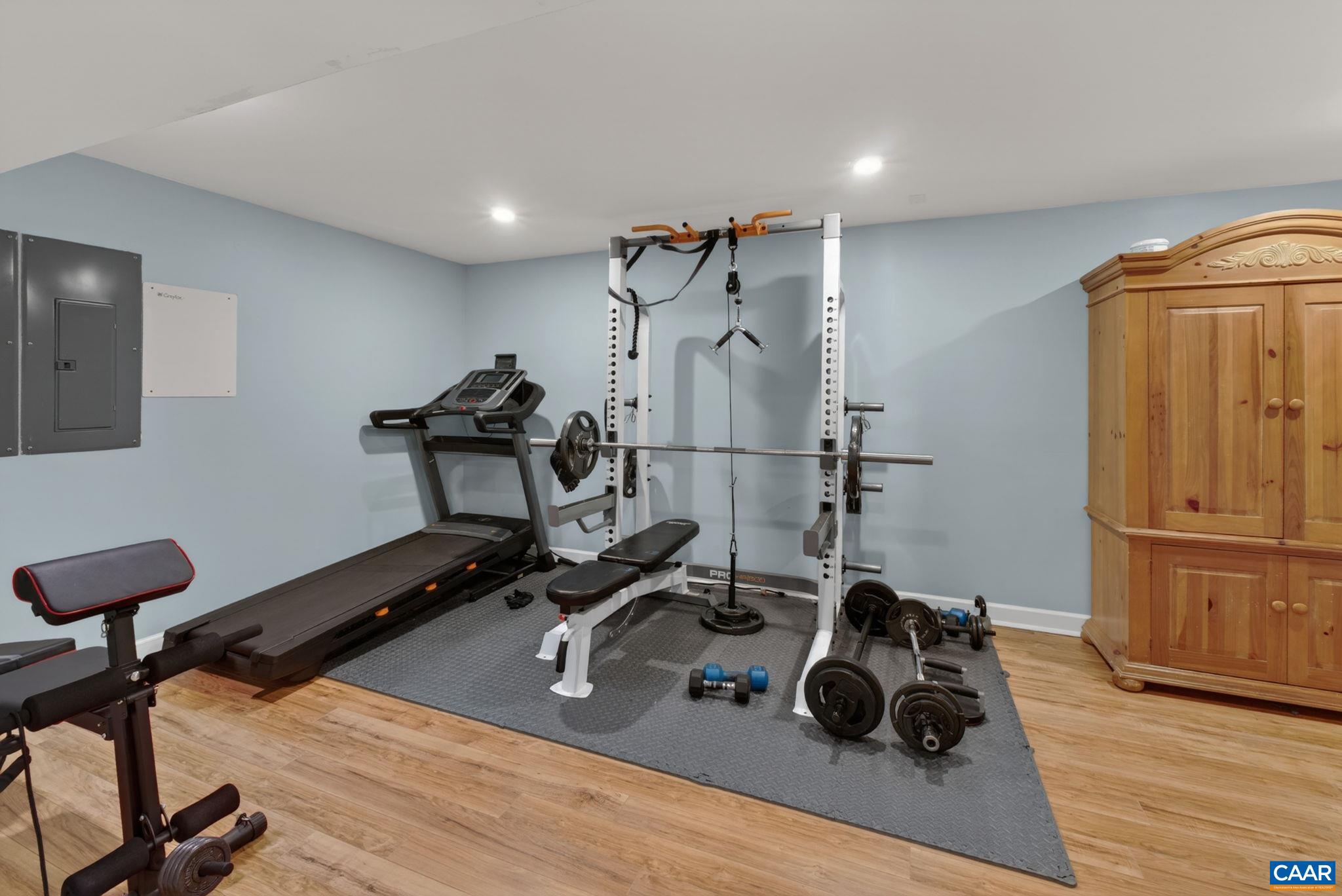 TAYLOR RIDGE ESTATES - Residential
