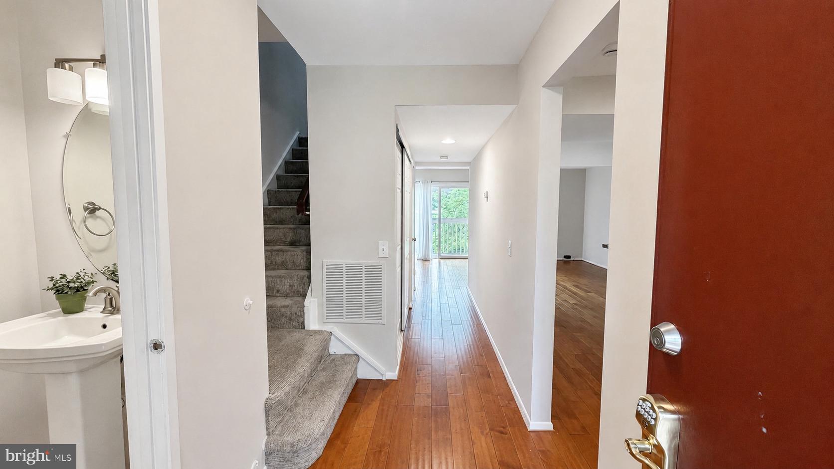 2473 GLENGYLE DRIVE 180