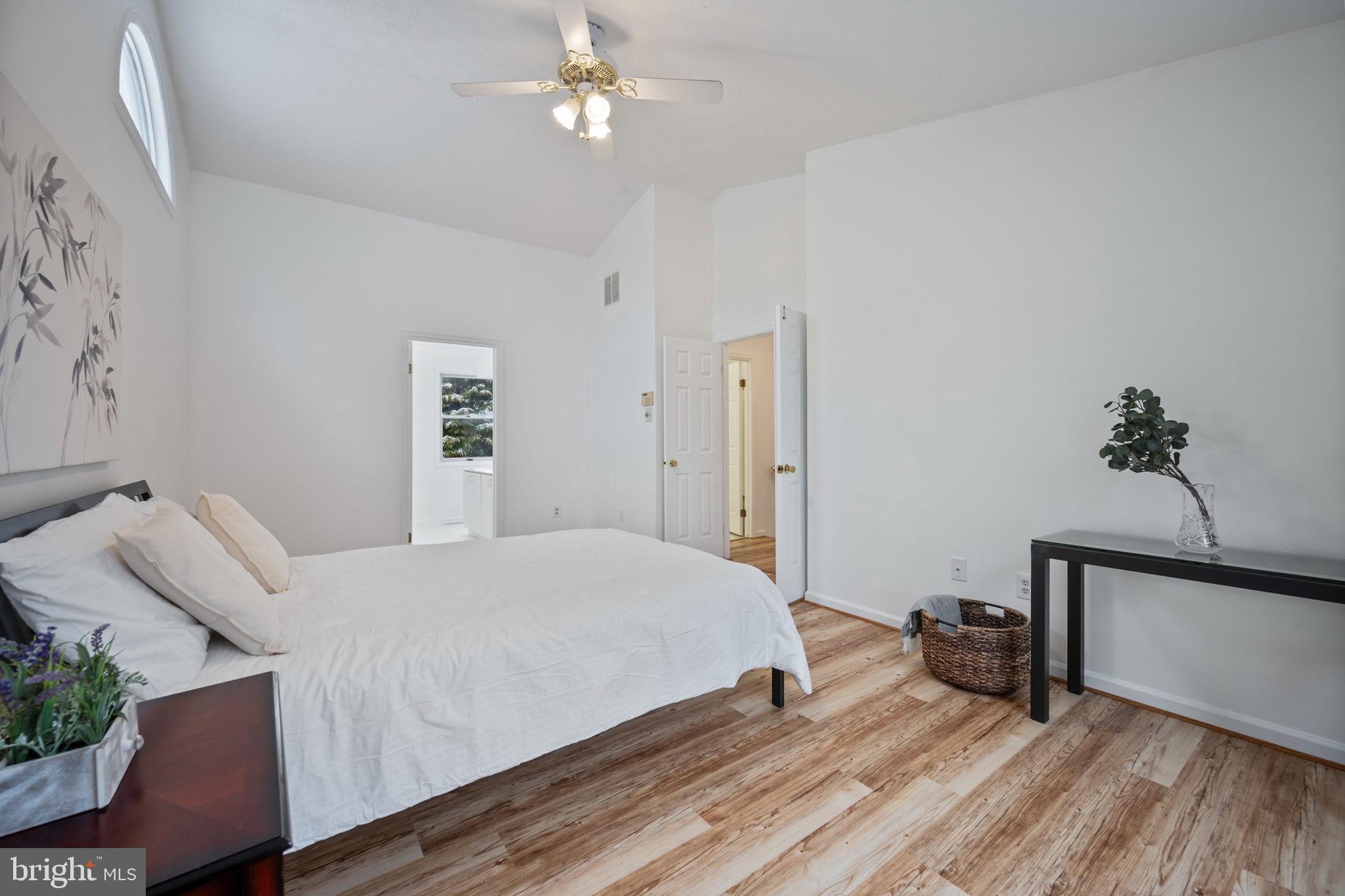 SHEPHERDS GLEN - Residential