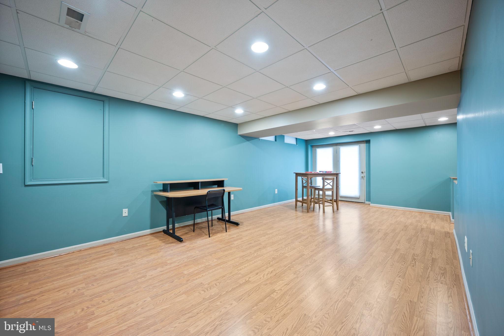 SHEPHERDS GLEN - Residential