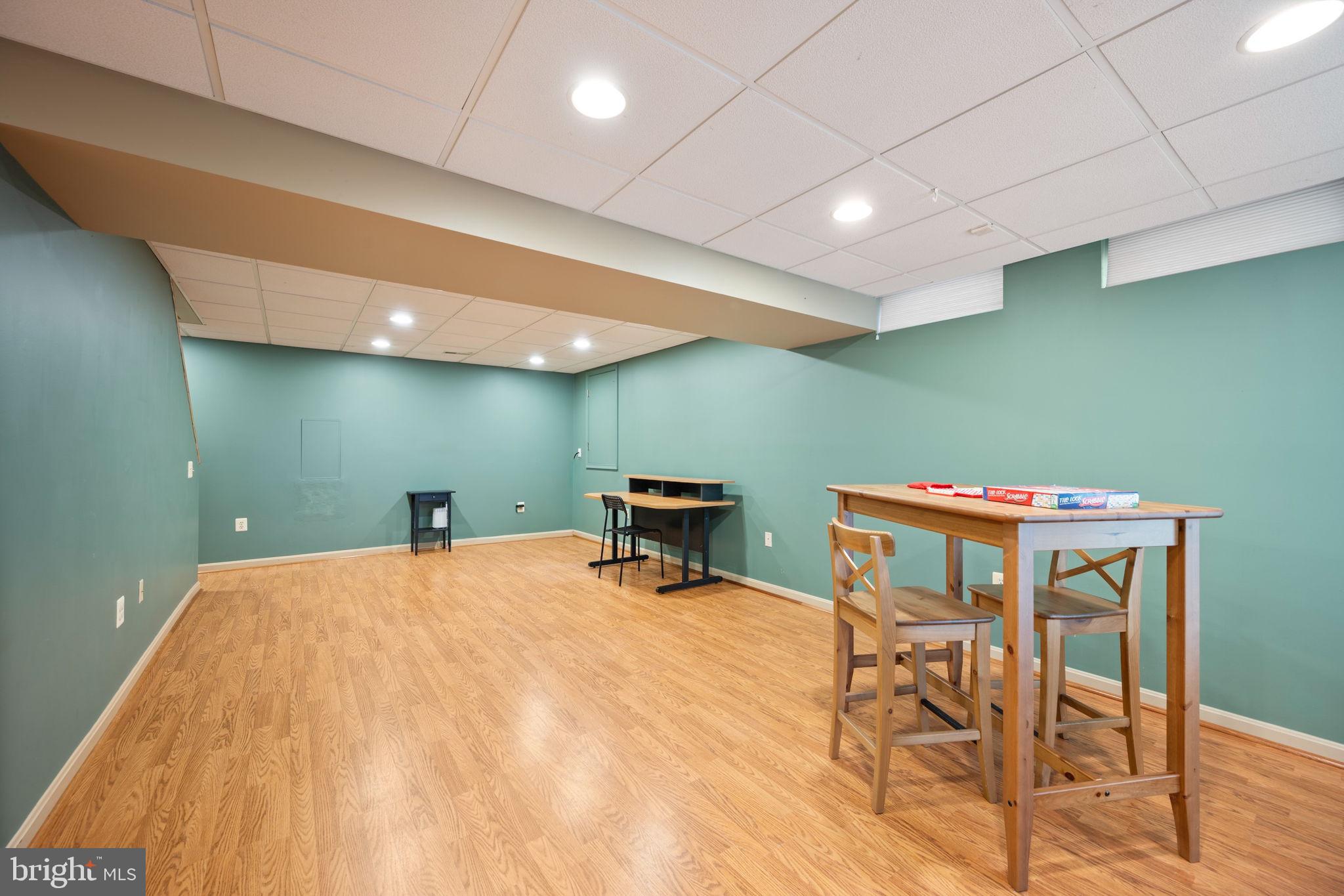 SHEPHERDS GLEN - Residential