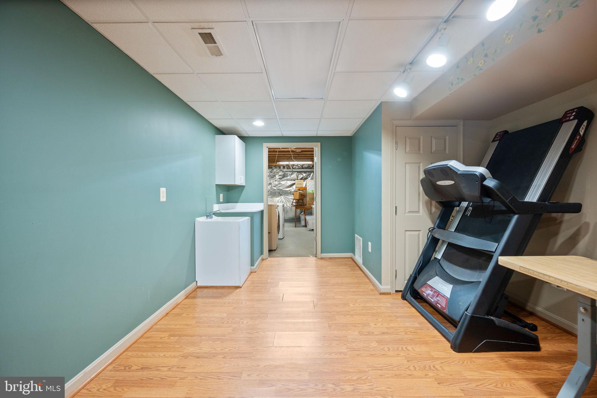 SHEPHERDS GLEN - Residential