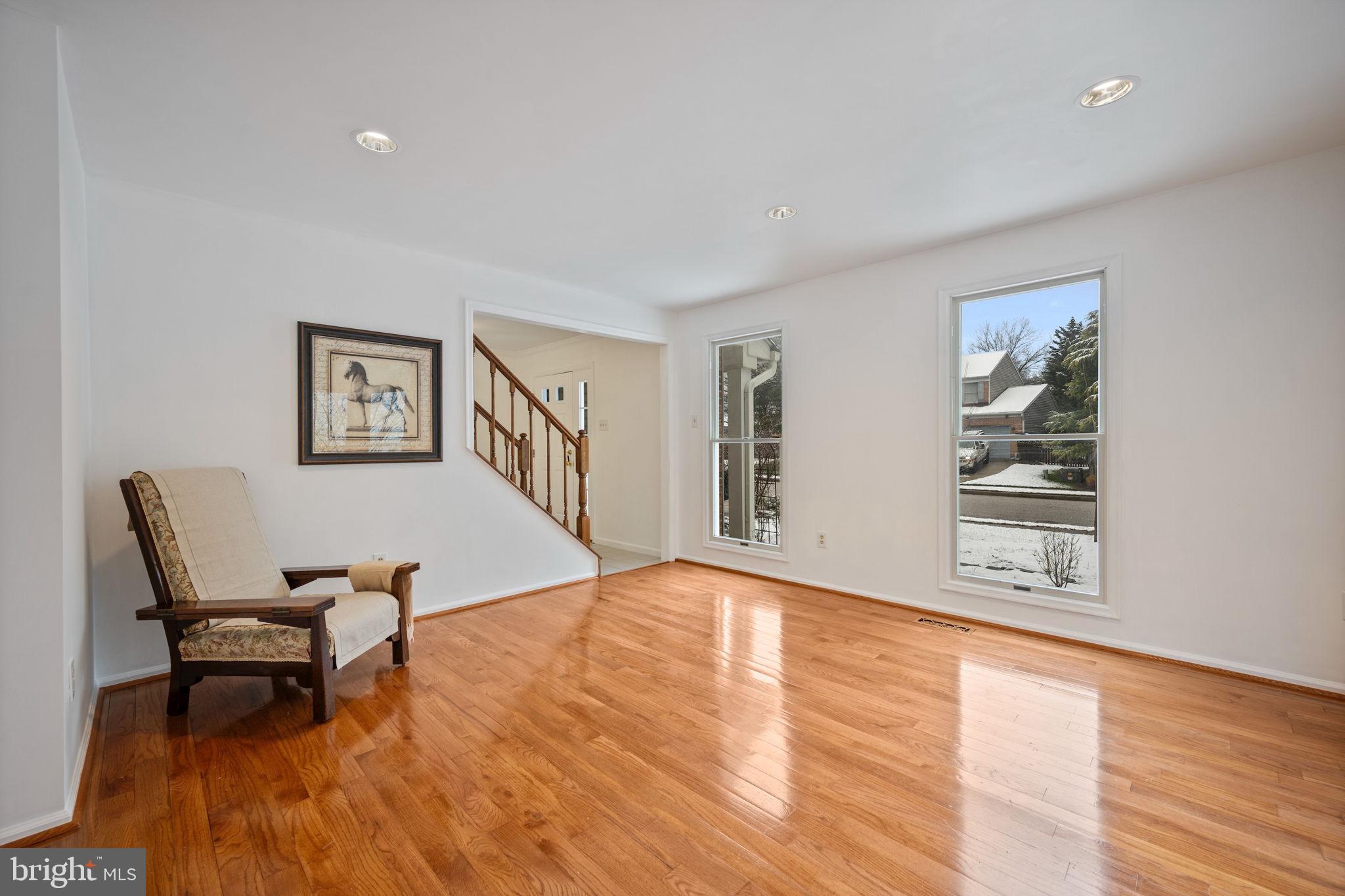 SHEPHERDS GLEN - Residential