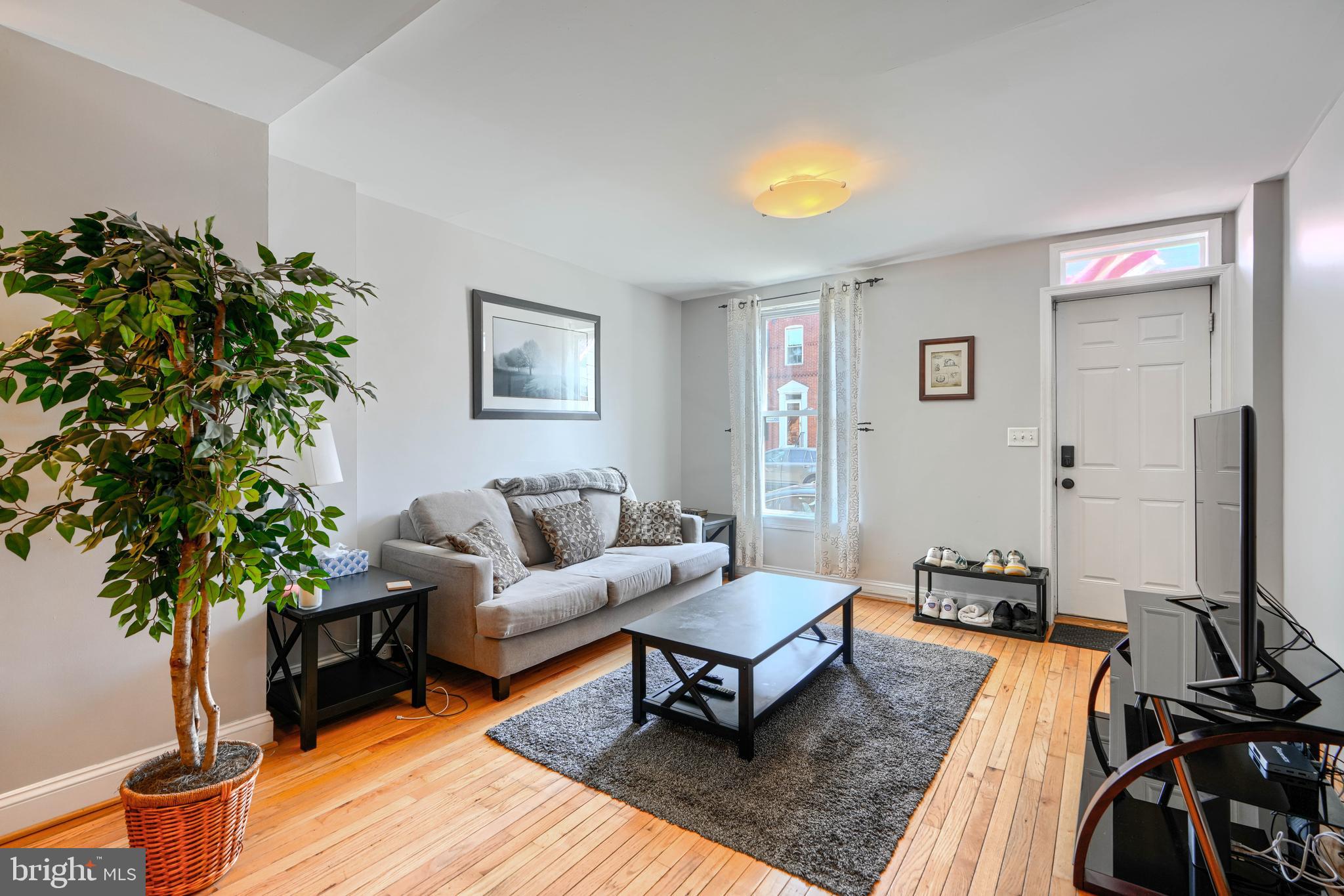 RIVERSIDE - Residential