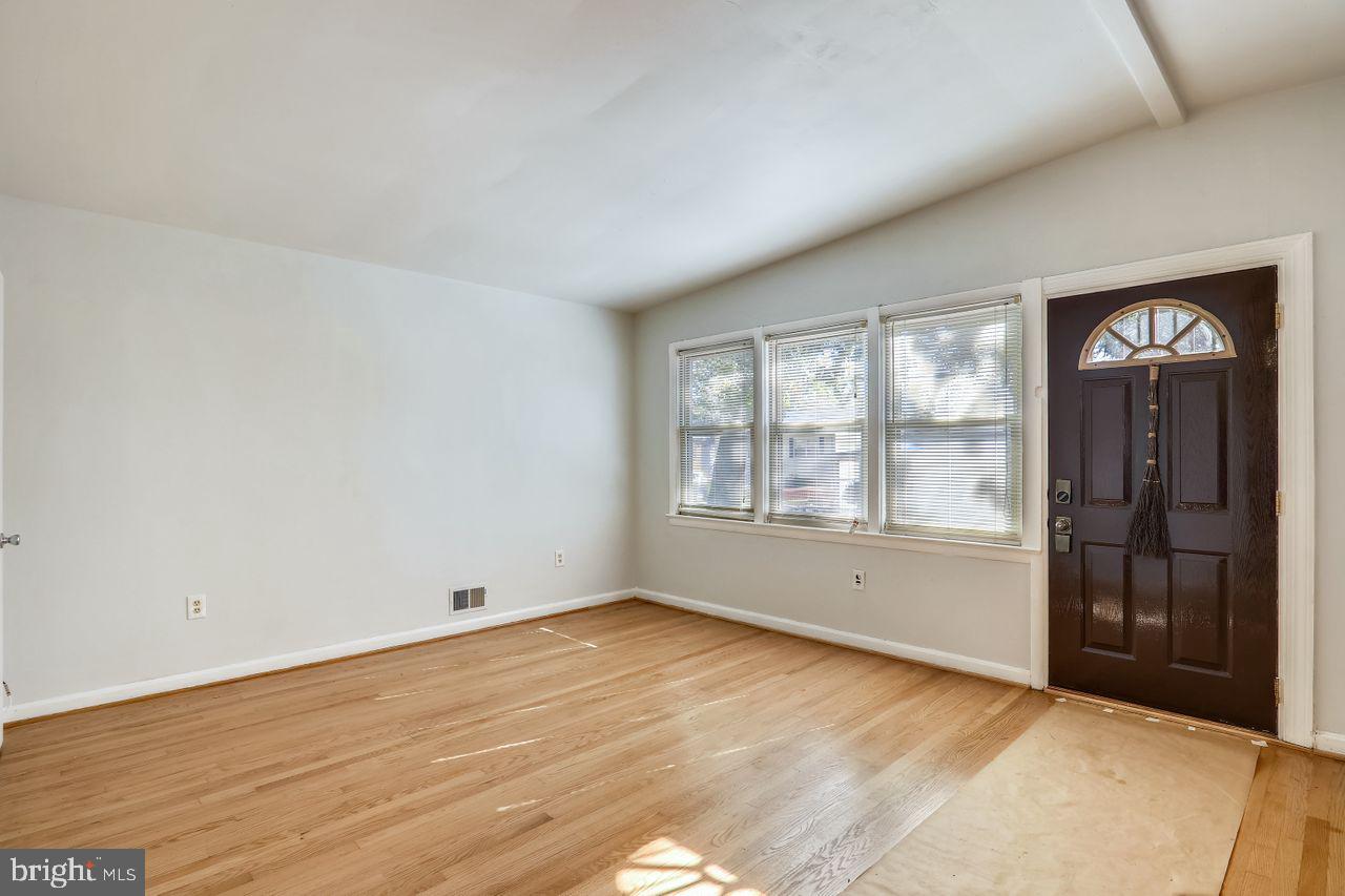 CAPITOL HEIGHTS - Residential