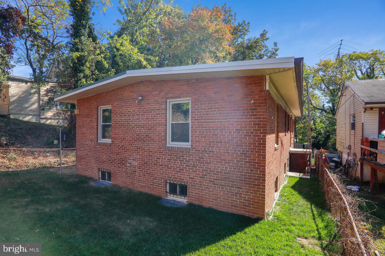 CAPITOL HEIGHTS - Residential