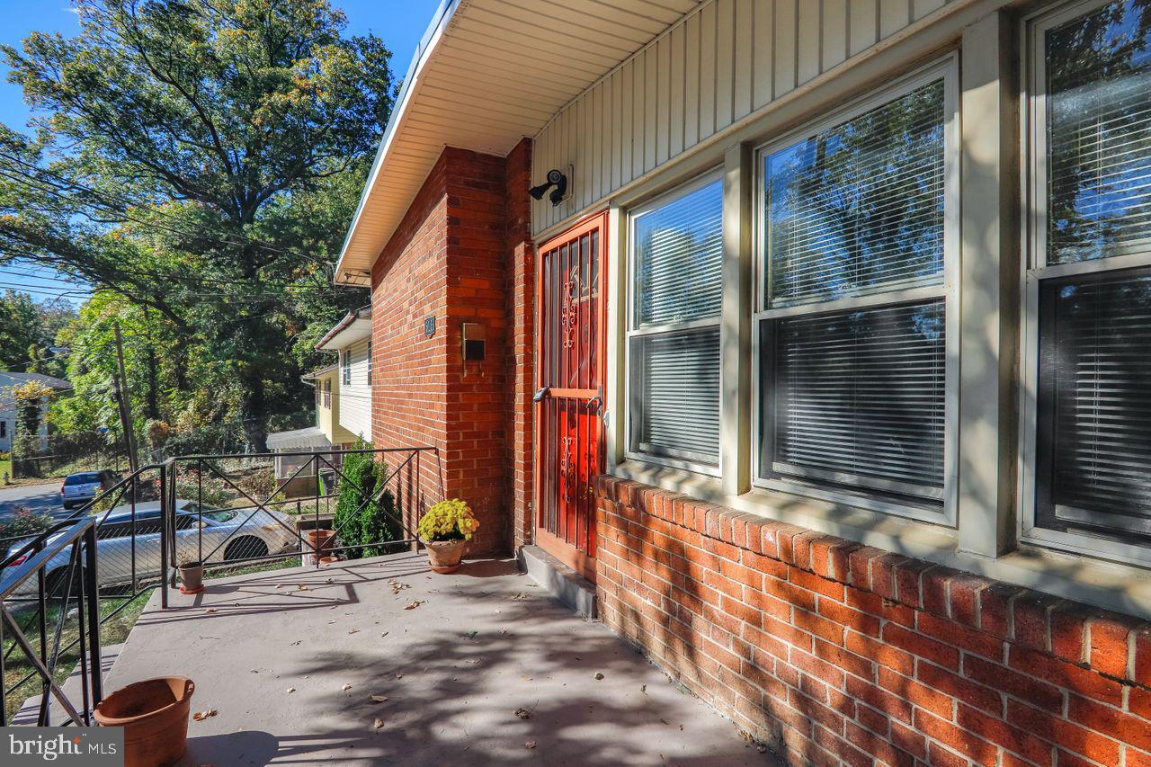 CAPITOL HEIGHTS - Residential