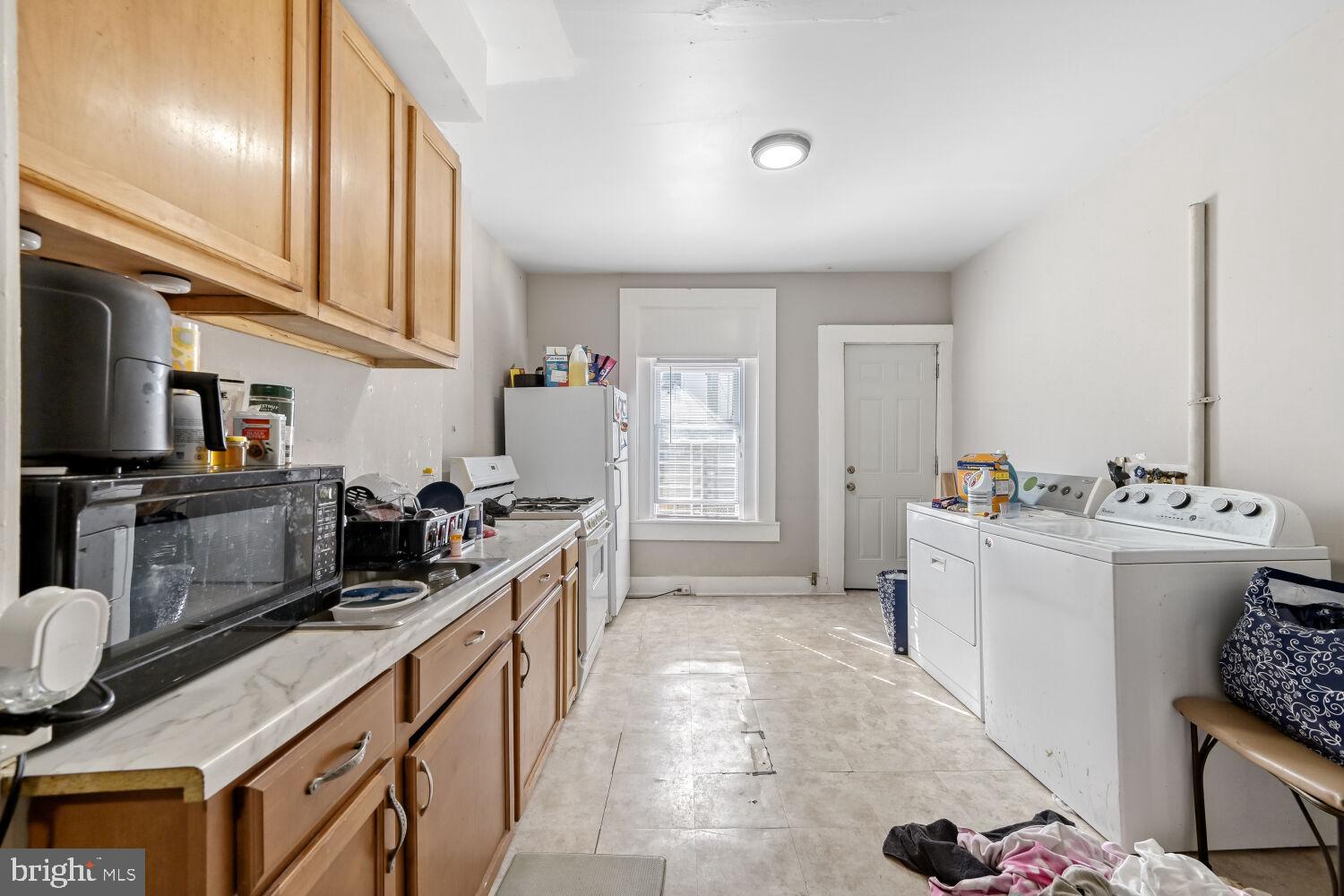 BIDDLE STREET - Residential