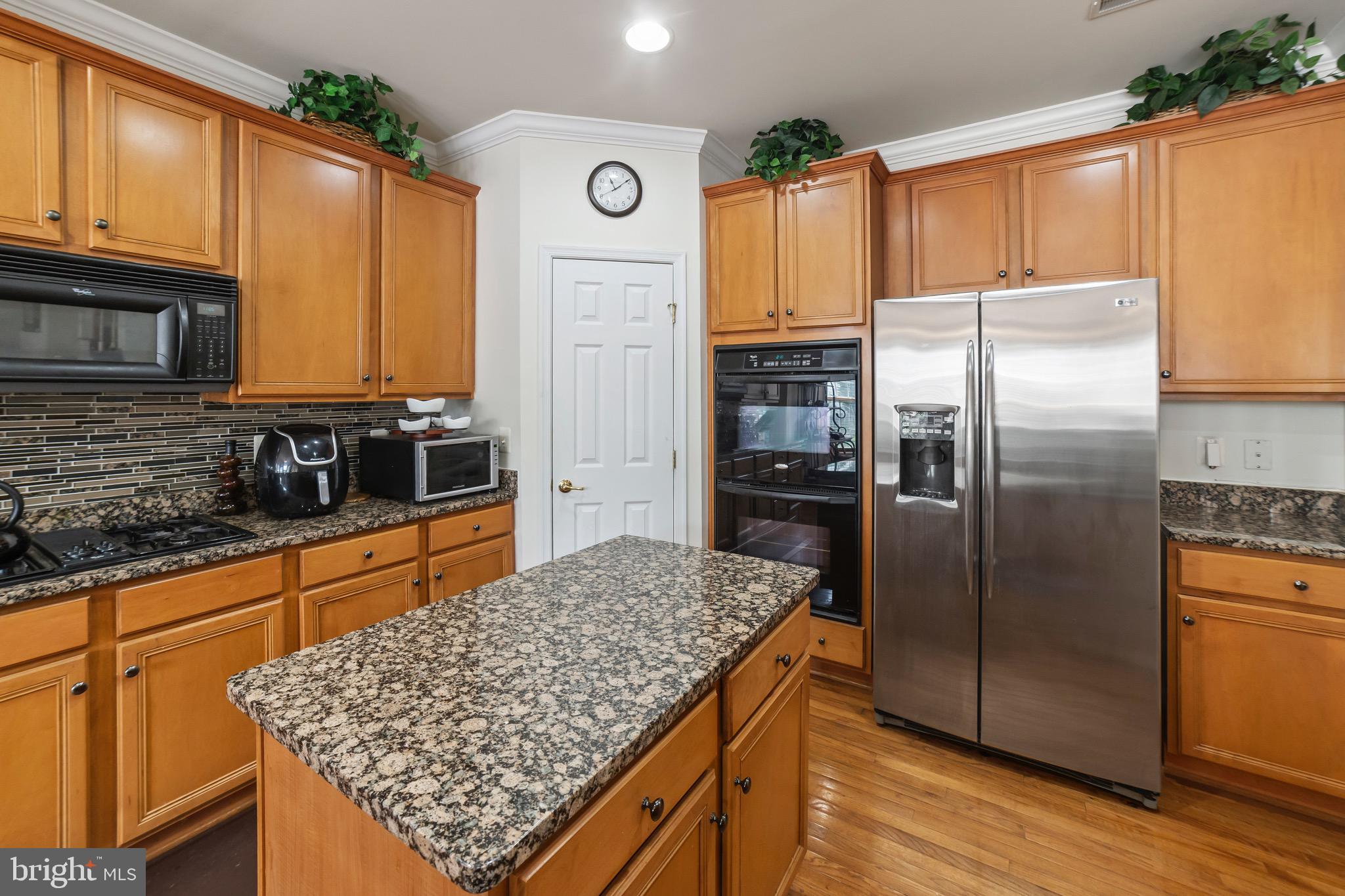 PORT POTOMAC - Residential