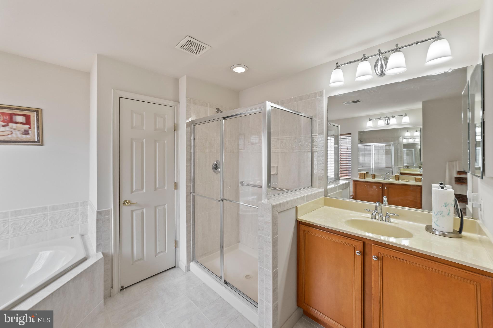 PORT POTOMAC - Residential