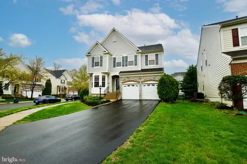 2679 Cast Off Loop, Woodbridge, VA MLS: VAPW2091480