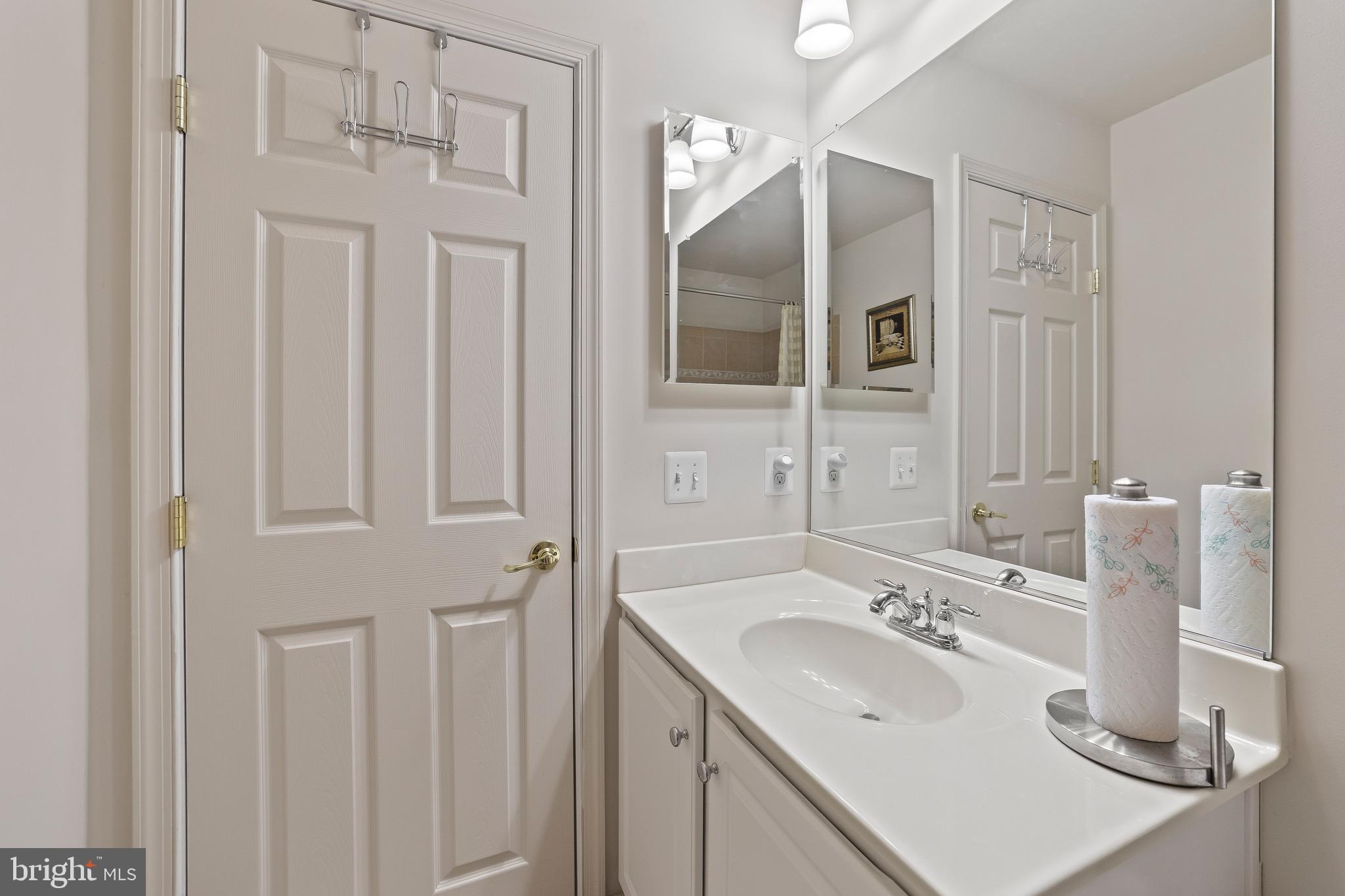 PORT POTOMAC - Residential