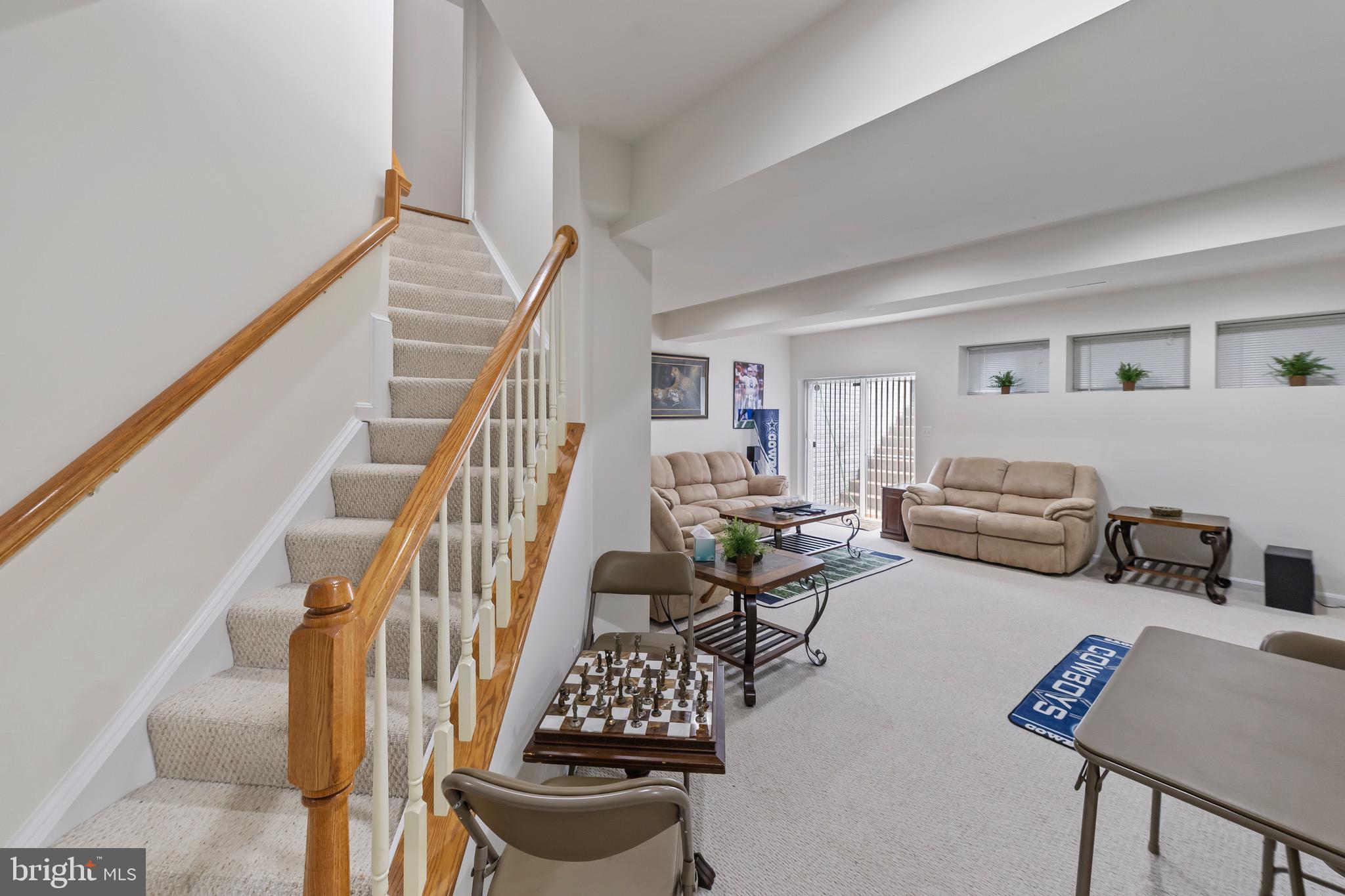 PORT POTOMAC - Residential