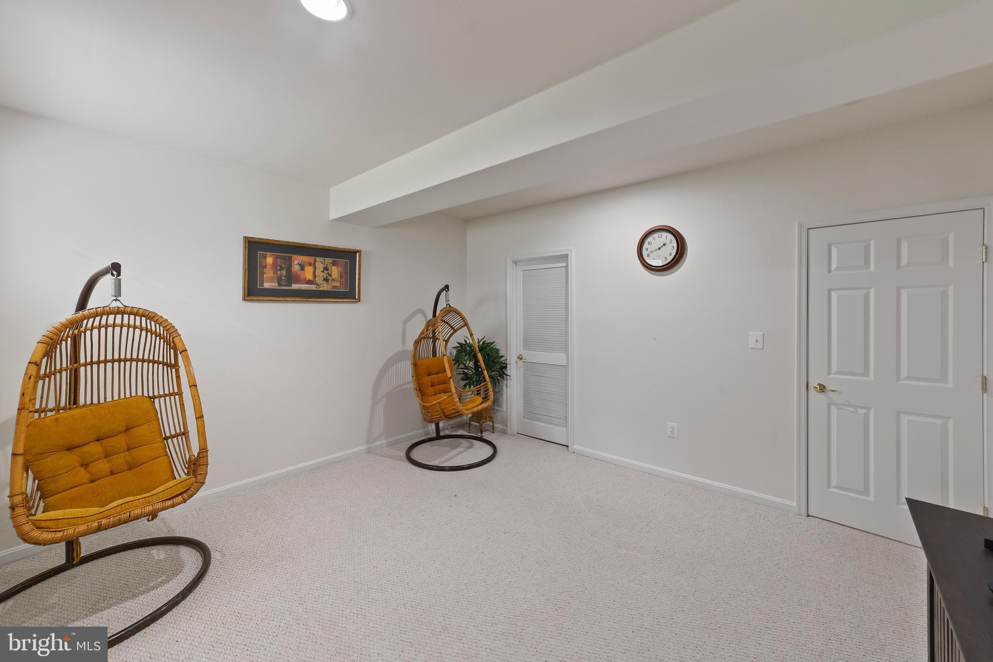 PORT POTOMAC - Residential