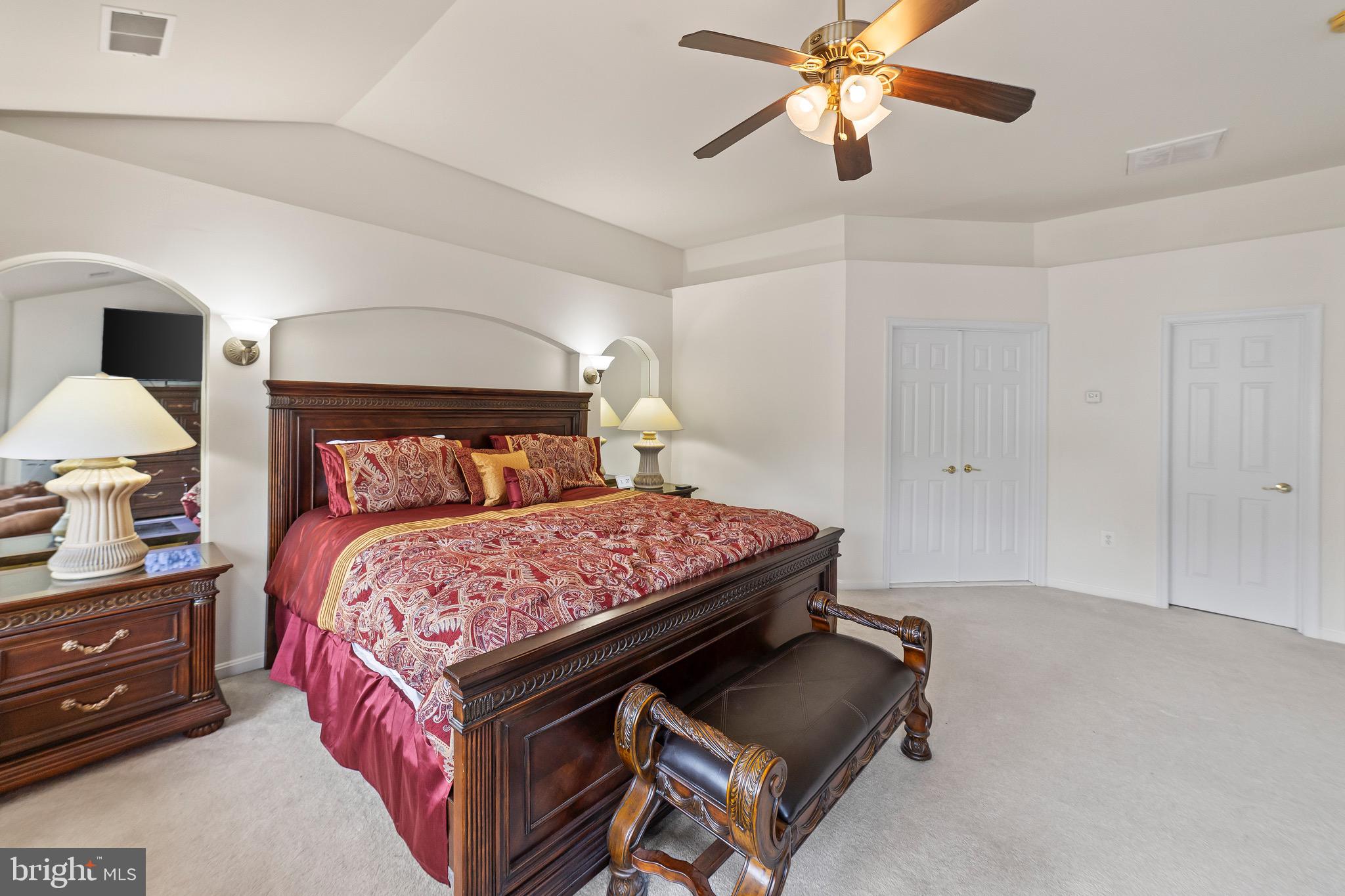 PORT POTOMAC - Residential